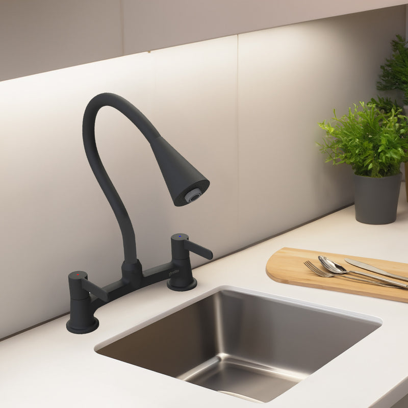 Black Flexible Spray Kitchen Taps For Kitchen Sink(griferia)